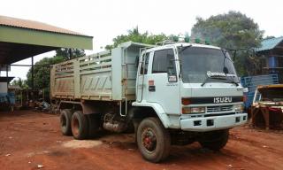 ขายรถบรรทุก ดั้ม2เพลา ร็อก240 FXZ23NFY กระบะดั้ม3มิตร เกียร์ฟูลเลอร์ รถสวยสภาพพร้อมใช้งาน เอกสารพร้อมโอน ราคา880,000 สนใจโทร 090-8588220คุณนะ 093-3258446คุณบิว